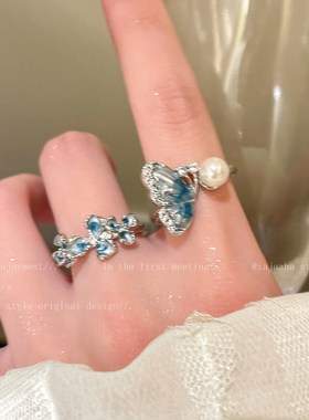 蝴蝶珍珠花朵戒指女春2025新款爆款食指戒轻奢小众高级感叠戴指环