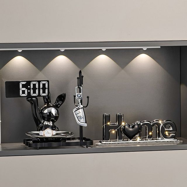 Storage box for keys in the entrance hall ornament light luxury shoe cabinet door E entrance entrance hallway key living room decoration