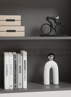 现代简约客厅电视柜酒柜书柜摆件高级感壁龛开放格小众设计师摆件