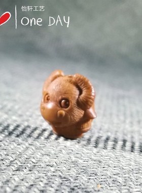 龙纹桃核纯手工雕刻牛十二生肖牛卡通牛手链配饰吊坠送手链红绳子