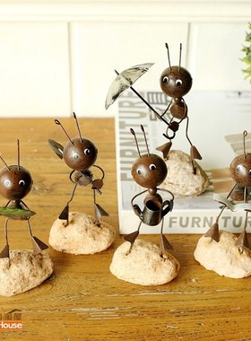 家居软装饰品铁艺蚂蚁工艺品新房儿童房时尚创意格子装饰品小摆件