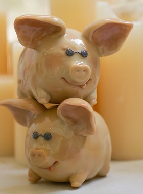 稀奇艺术《稀奇猪》瞿广慈创意桌面摆件简约饰品