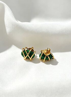 轻奢镀金镂空孔雀绿石女款耳钉