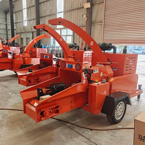 移动木材树枝粉碎机履带式园林枝条碎木机树皮花草秸秆木材粉碎机 - 图0