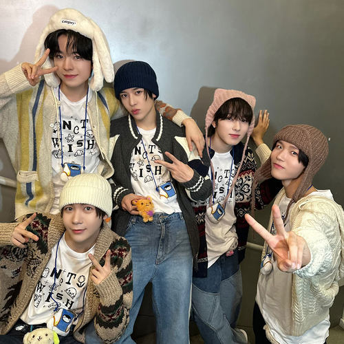 NCTWISH2024亚巡演唱会LOGin周边同款衣服短袖T恤宽松纯棉打底衫 - 图0