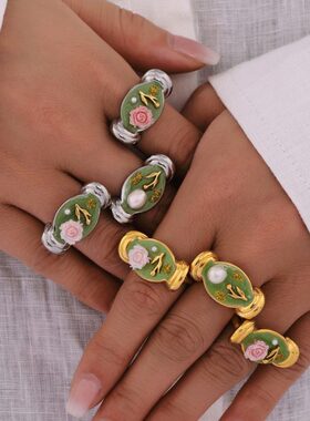 鑫艺鑫欧美热销款不锈钢淡水珍珠珐琅彩釉玫瑰花朵开口铸造戒指女