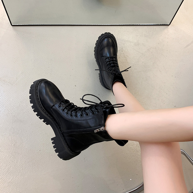 大尺码女鞋41一43外穿胖脚宽肥爆款马丁靴女英伦风厚底系带机车靴,淘宝优惠券,粉丝福利购,淘宝优惠卷