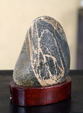 顶爷奇石原石靠山石把玩收藏摆件