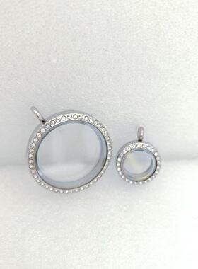 圆形镶钻不锈钢嘎乌盒朱砂相盒唐卡盒螺纹可打开吊坠项链个性风潮