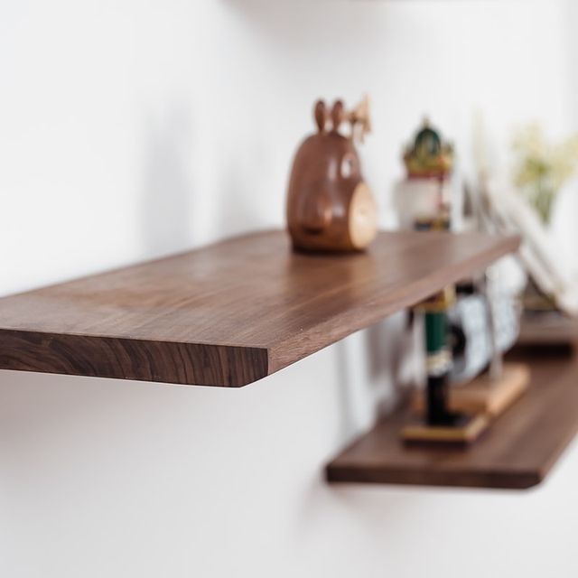 Woodworking workshop solid wood one-line shelf hanging on the wall s storage rack for living room bedroom bedside storage wood board book