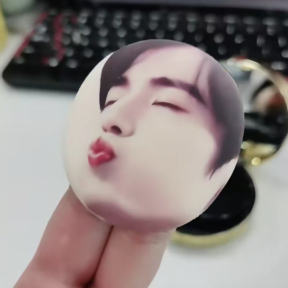 张凌赫亲亲粉扑气垫不吃粉干湿两用柔软亲肤可爱周边产品送女朋友,淘宝优惠券,粉丝福利购,淘宝优惠卷