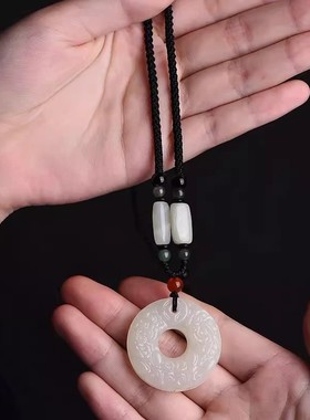 天然和田玉招财貔貅平安扣吊坠