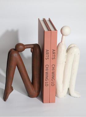 现代简约北欧几何极简抽象人物摆件样板房售楼处书房客厅软装饰品