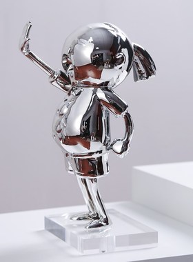 卡通树脂银色人物摆件现代艺术潮玩D简约客厅样板房儿童房玄关装