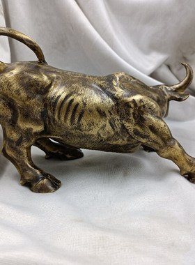 寅亥堂纯黄铜复古华尔街牛摆件手工打磨老板办公室桌子店铺旺市牛