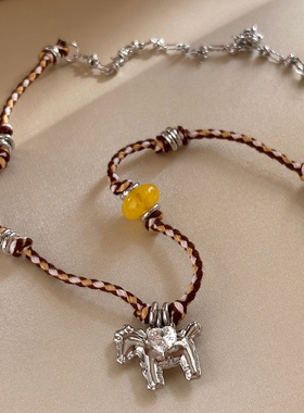 银色镶钻小马吊坠长款项链女