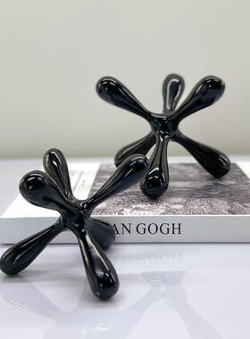 现代金色树脂创意艺术摆件家居样板房间办公楼软装饰品售楼处摆设