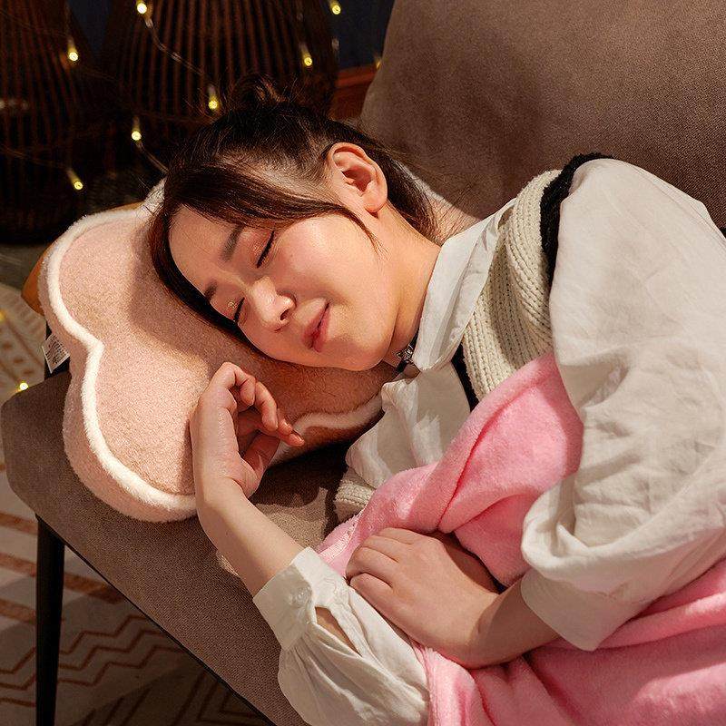 ins风抱枕车用被子两用新款办公室靠垫女生午睡珊瑚绒毯子二合一,淘宝优惠券,粉丝福利购,淘宝优惠卷