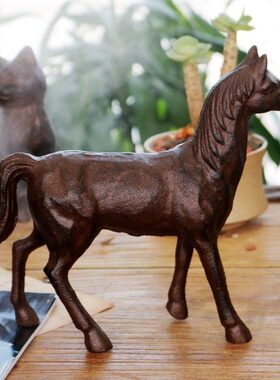 办公室马间铁艺摆件复古铸铁金属马动物书房样板房装饰品创意欧式