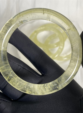 天然巴西黄水晶圆条手镯晶体高冰云母闪片黄彩虹女士镯子厂家