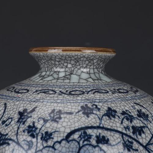 仿古瓷器开片缠枝牡丹石榴瓶 包老瓷器 旧货老货 古董古玩 收藏品 - 图0