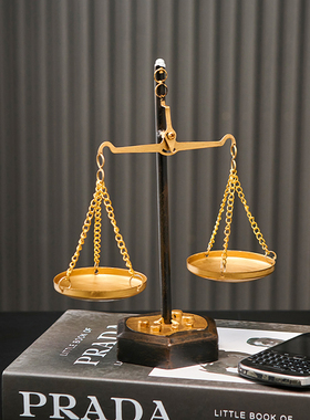 复古天平秤c摆件轻奢高档律师办公室桌面装饰客厅玄关酒柜书房摆