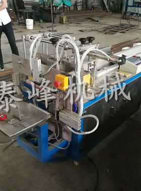 泰峰制造婴儿纸尿裤包装机，一次性尿不湿，拉拉裤自动推包封口机