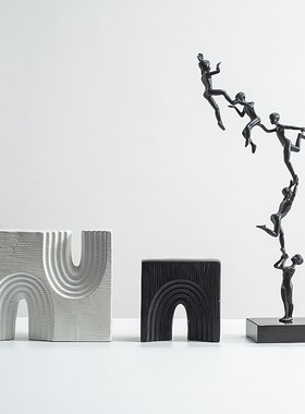 创意艺术黑色人物摆件铸铁金属托举杂技工艺品办公室书柜装饰摆设