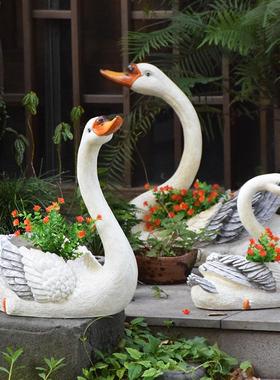 别墅庭院花园装饰户外仿真动物天鹅花盆摆件院子园林景观雕塑小品