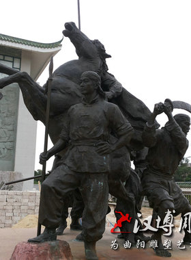 玻璃钢仿铜尊老爱幼人物雕塑景观广场铸铜人物孝亲主题铜雕定制做