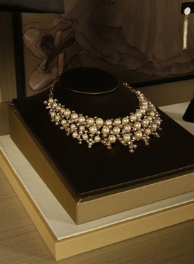 轻奢样板间衣帽间摆件软装样板房衣柜衣服箱包鞋定制衣柜展厅饰品