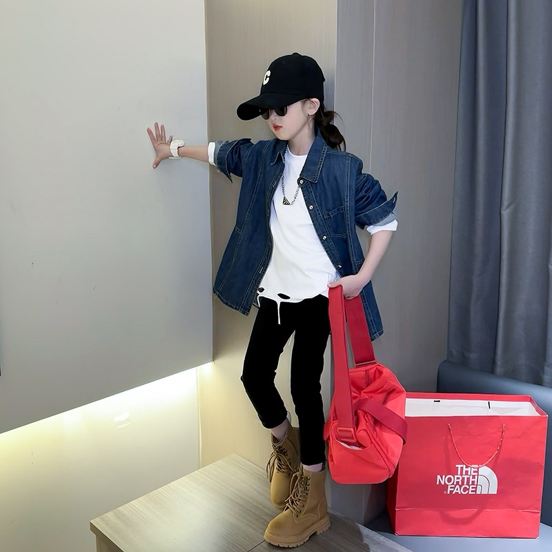 女童洋气牛仔衬衫外套2025春季新款大童女孩复古百搭上衣时髦春装 - 图2
