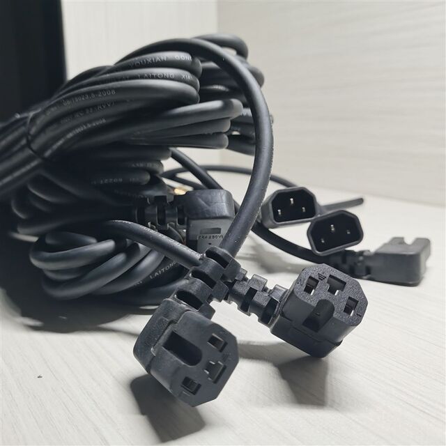 ປັ໊ມນ້ໍາ DC ສາຍໄຟ 36V48V60V72V DC ປັ໊ມນ້ໍາ DC ສາຍສາຍ submersible pump ສາຍສາຍນ້ໍາທອງແດງບໍລິສຸດ