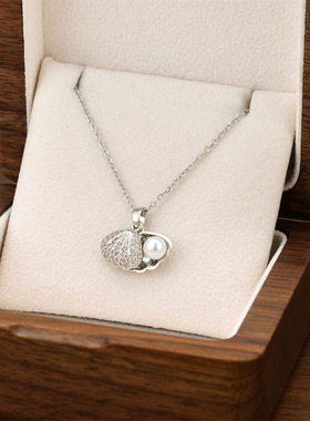 甜美珍珠贝壳扇形吊坠钛钢项链女锁骨链可打开个性百搭女饰品