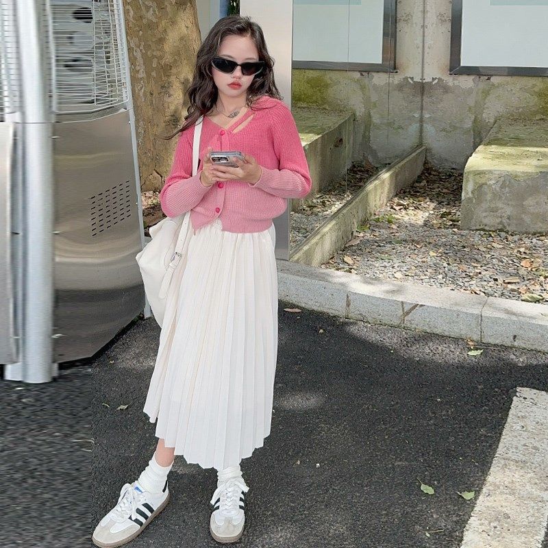 女大童半身裙百褶收腰裙子2024秋装女童白色半身长裙过膝A字裙秋,淘宝优惠券,粉丝福利购,淘宝优惠卷