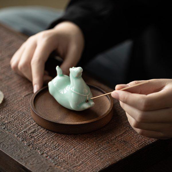 创意香薰炉陶瓷马到成功香炉香座线香插茶道茶室客厅家用香道摆件,淘宝优惠券,粉丝福利购,淘宝优惠卷