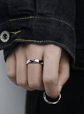 日韩无尽戒指男高级感可调节个性单身戒简约莫比乌斯环情侣对戒女