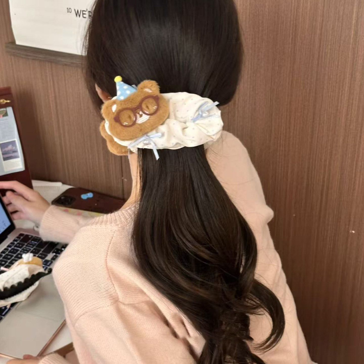 可爱土豆熊熊香蕉夹饱满后脑勺2025新款高级感发卡头饰毛绒学生发,淘宝优惠券,粉丝福利购,淘宝优惠卷