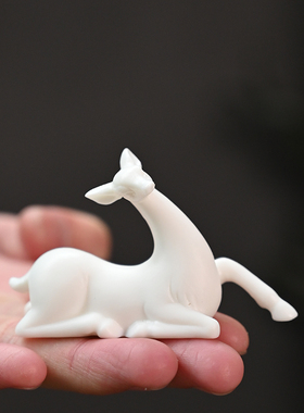 创意陶瓷迷你小号动物小鹿盆景园艺微景观装饰白瓷桌面客厅小摆件