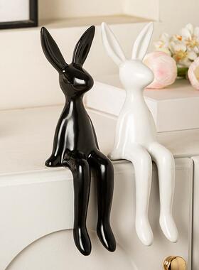 坐姿长耳兔子摆件轻奢高档电视柜玄关客厅样板房装饰品乔迁小摆设