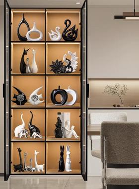 现代简约陶瓷摆件家居饰品酒柜电视柜装饰品创意桌面客厅鱼摆设