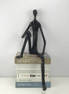 简约样板房酒店创意人物雕塑铸铁摆件抽象工艺品售楼处软装饰品