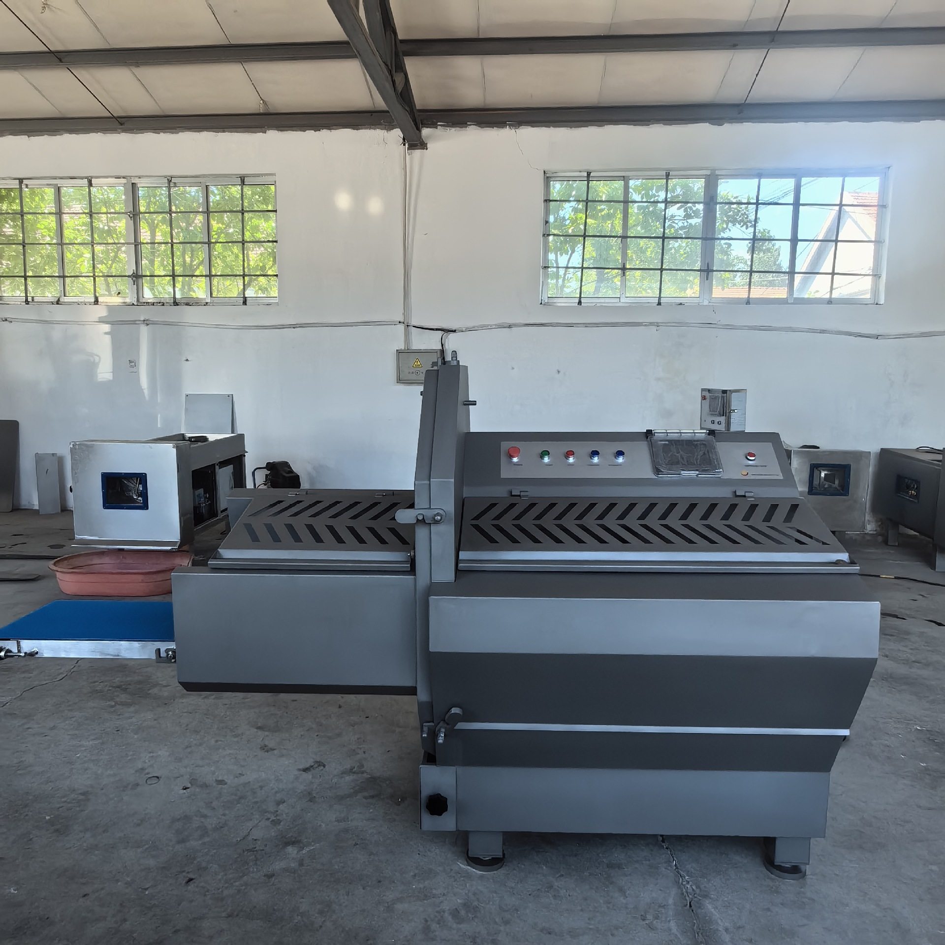 多功能猪骨牛排肉片切肉片机牛羊卷切片机商用排骨肥牛砍排机,淘宝优惠券,粉丝福利购,淘宝优惠卷