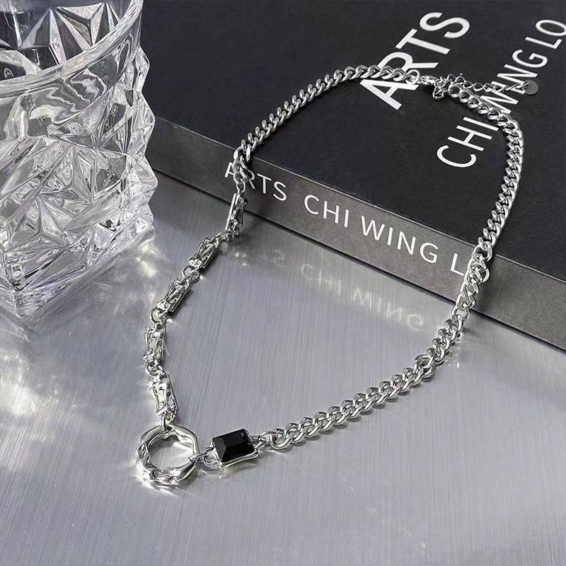 Wang Jiaer's same necklace men's trendy high-end autumn and winter irregular necklace men's sweater sweater chain accessories