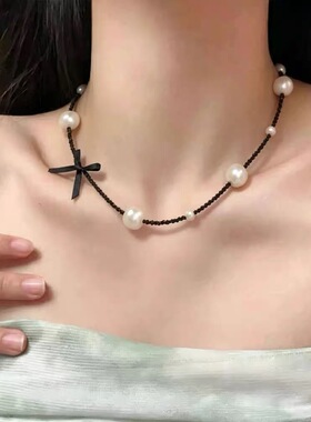 韩版新款设计感蝴蝶结黑色钻串珠链轻奢高级项链女甜美手工锁骨链