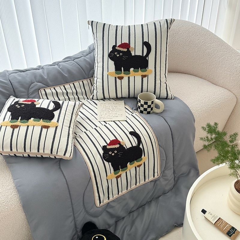 汽车抱枕被子两用车载靠枕办公室午睡G枕头二合一空调被卡通四季,淘宝优惠券,粉丝福利购,淘宝优惠卷