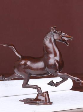 纯铜马踏飞燕生肖马奔马摆件马到成功家居办公商铺前台桌面装饰品