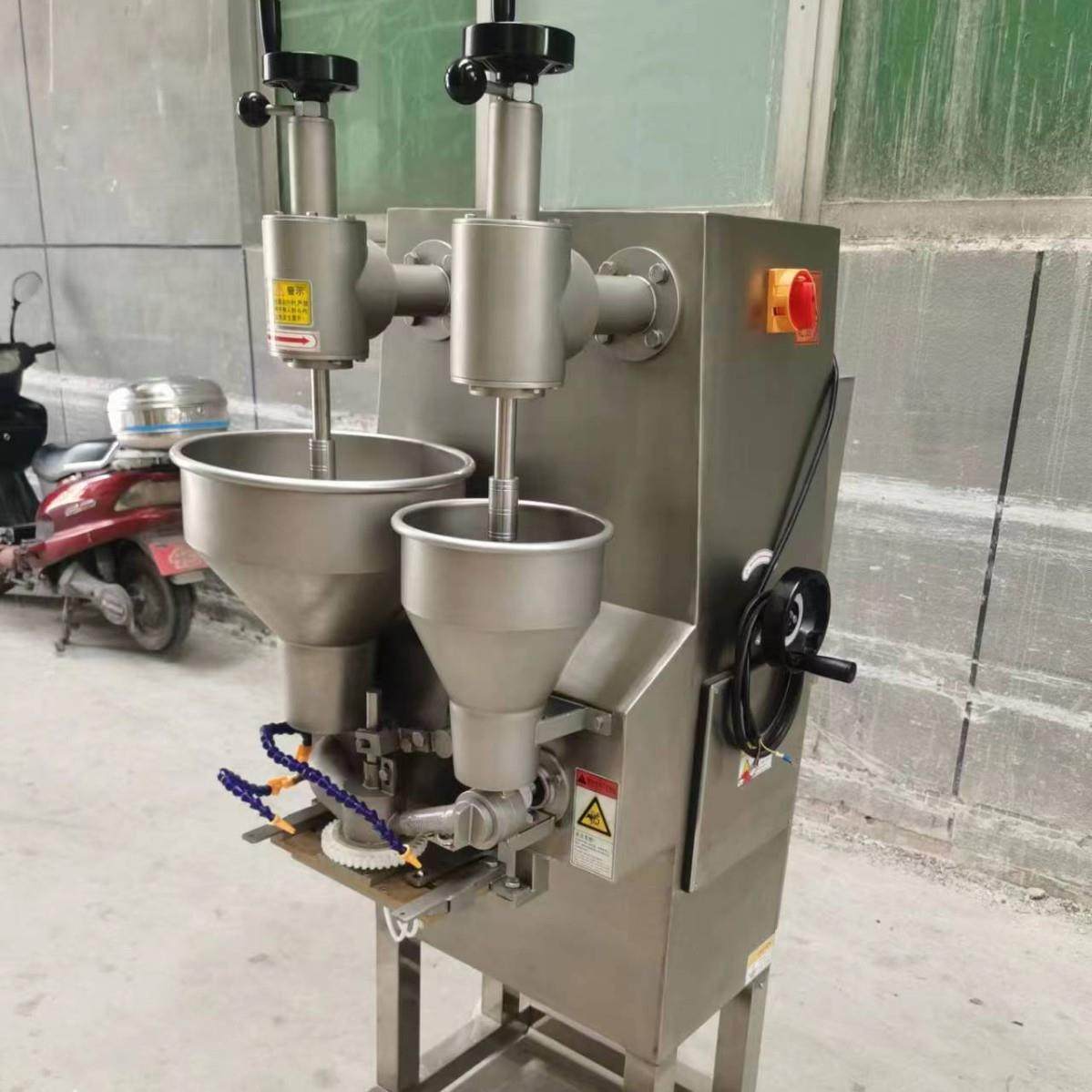 全新款牛肉包心丸子机 多功能撒尿牛丸成型机 夹心丸子成型机,淘宝优惠券,粉丝福利购,淘宝优惠卷