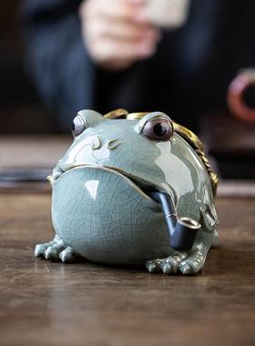 创意陶瓷三足哥窑金蟾茶宠可养蟾蜍家居招财摆件茶室茶桌桌面摆设