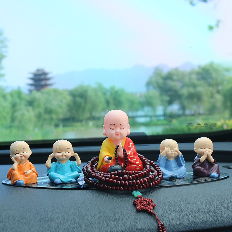 创意小和尚家f居摆件车载太阳能公仔可爱车上中控台车内装饰用品 - 图2